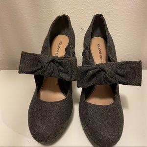Gianni Bini- Heather Gray Mary Jane size 8